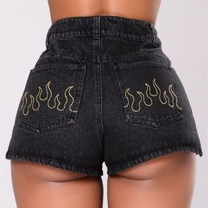 Fashion nova shorts